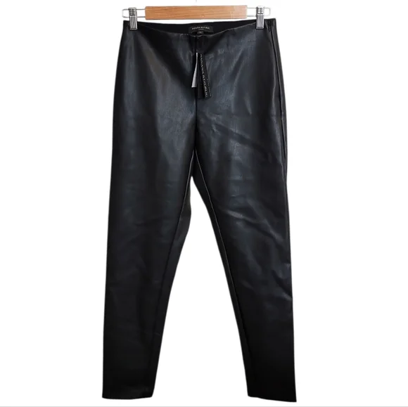 🆕️ Banana Republic Petite Devon Legging Fit Vegan Leather Pants in Black - Picture 2 of 11